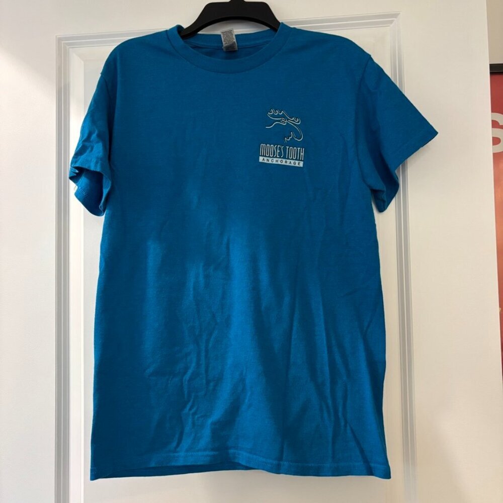 Gildan Moose's Tooth Blue Logo Merchandise T Shirt